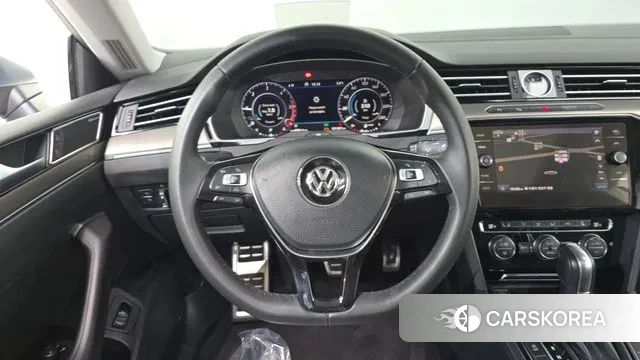 Volkswagen Arteon 2018 Серебряный из Кореи, фото 4