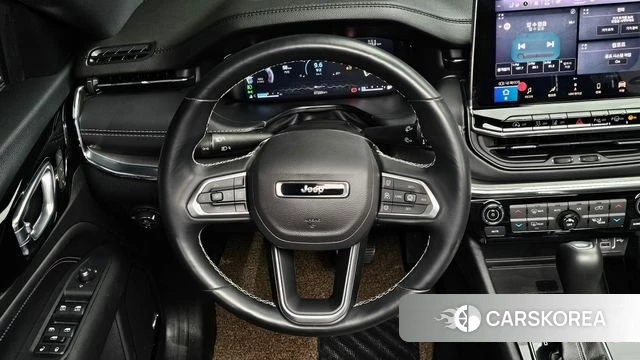 Jeep Compass 2nd Generation 2022 Черный из Кореи, фото 4
