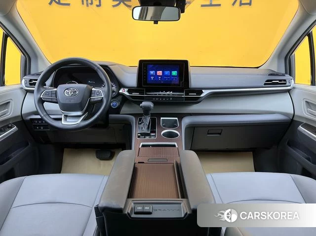 Toyota Grevia 2024 Белый из Китая, фото 4