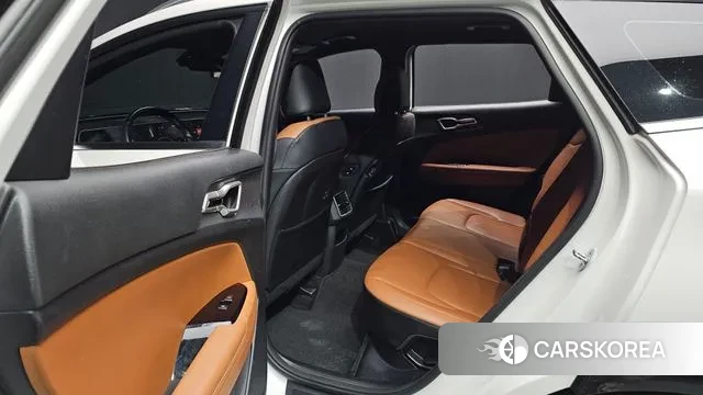 Kia Sportage 5th Generation 2022 Белый из Кореи, фото 4