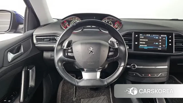 Peugeot 308 second generation 2019 Синий из Кореи, фото 4