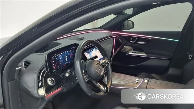 Mercedes-Benz E-Class W214 2024 Черный из Кореи, фото 4