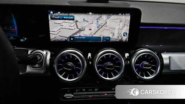 Mercedes-Benz GLB-Class X247 2025 Белый из Кореи, фото 4