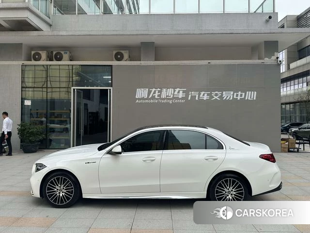 Mercedes-Benz Class C 2022 Белый из Китая, фото 4