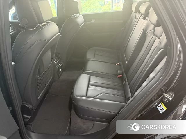 Audi Q5L 2025 Черный из Китая, фото 4