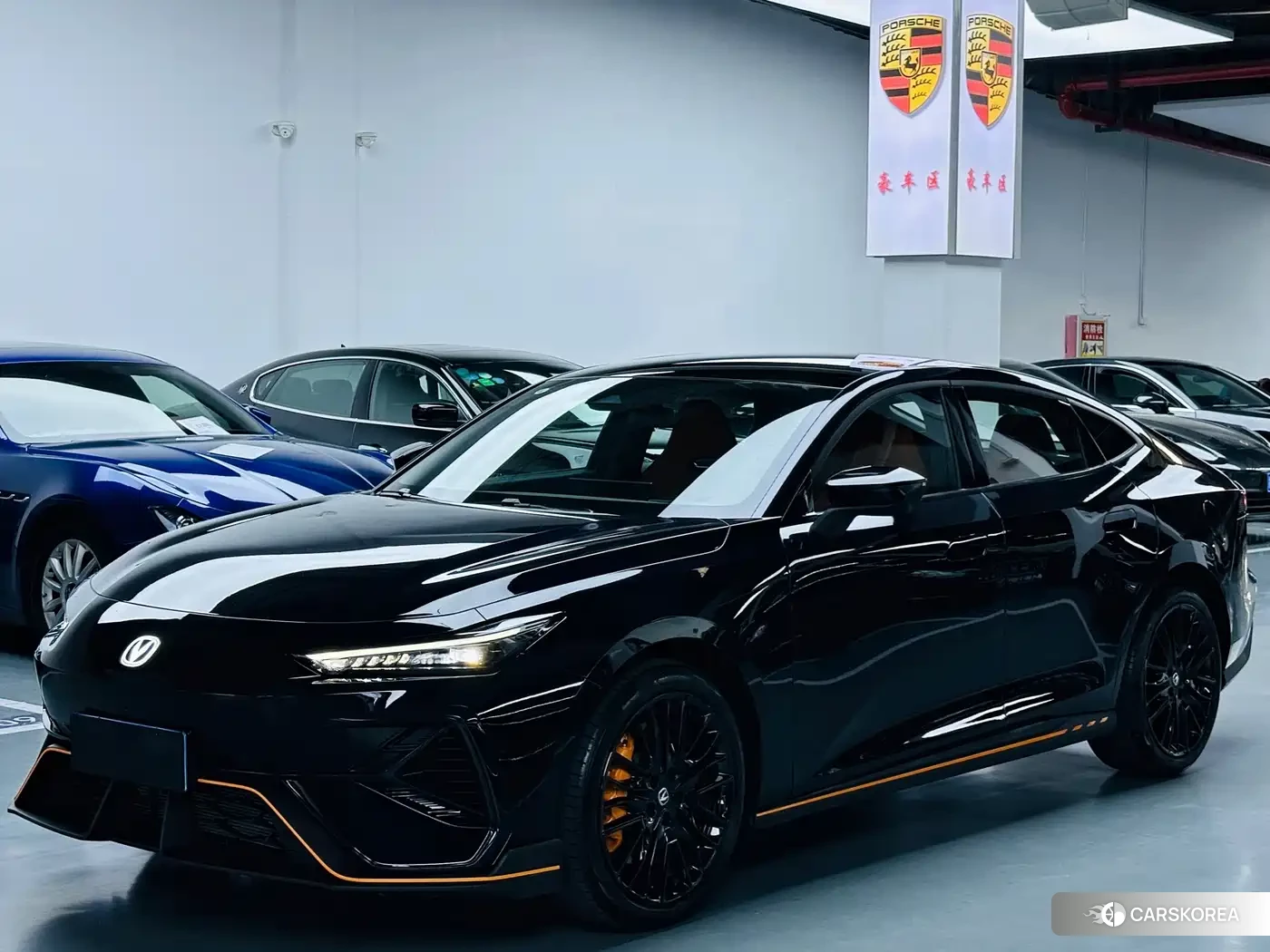 Chang'an UNI-V 2025 Черный из Китая, фото 4