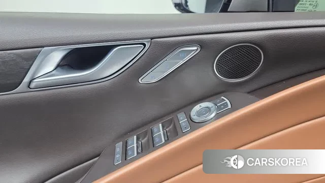 Genesis G80 (RG3) 2021 Серебряный из Кореи, фото 4