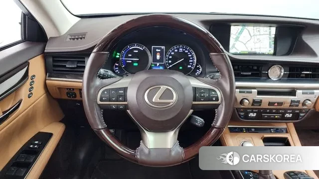 Lexus New ES300h 2018 Белый из Кореи, фото 4