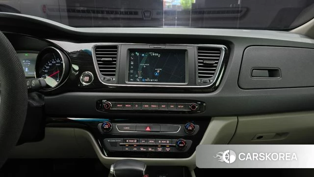 Kia The New Carnival 2018 Серый из Кореи, фото 4