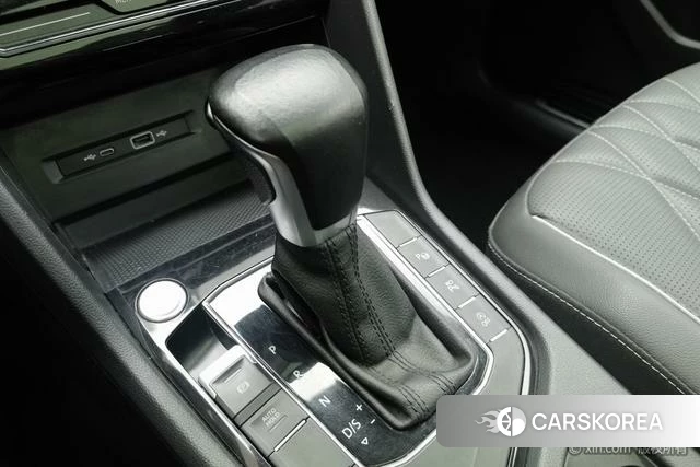 Volkswagen Tiguan L 2022 Белый из Китая, фото 4