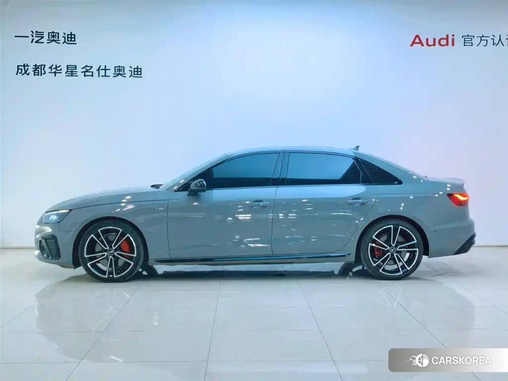 Audi A4L 2025 Silver/gray из Китая, фото 4