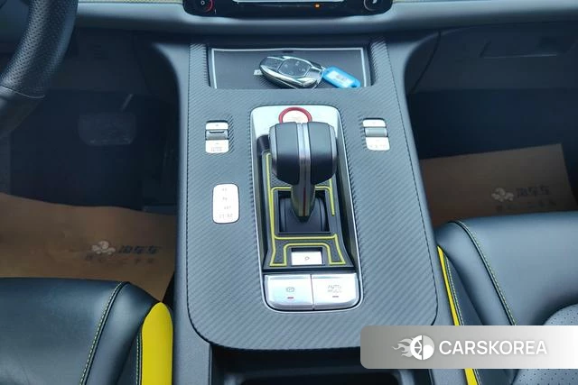GAC Trumpchi Shadow Leopard 2021 Белый из Китая, фото 4