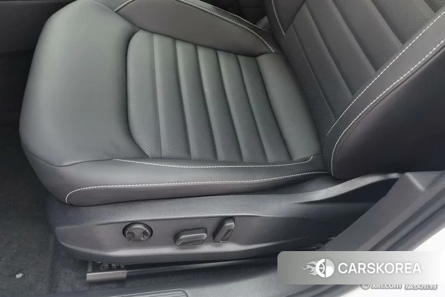 Volkswagen Lingdu 2022 Белый из Китая, фото 4