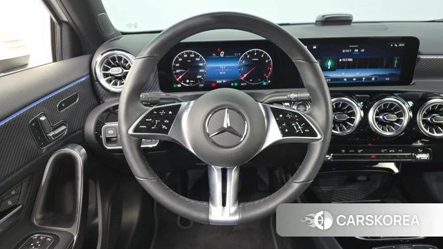 Mercedes-Benz A-Class W177 2024 Белый из Кореи, фото 4