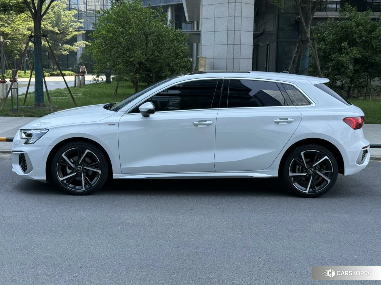 Audi A3 2023 Белый из Китая, фото 4