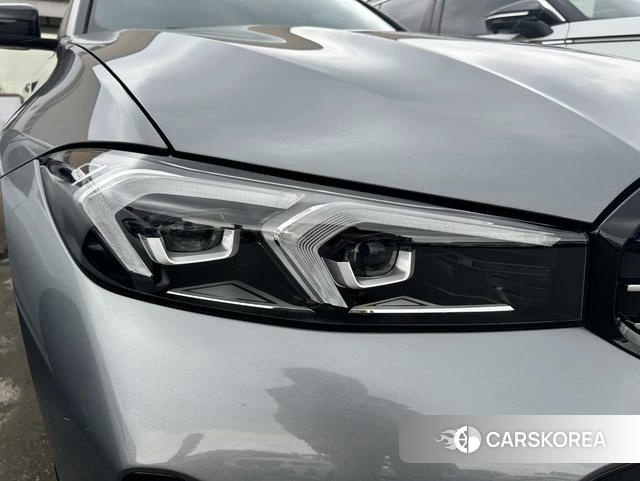 BMW 3 series 2023 Темно-серый из Китая, фото 4