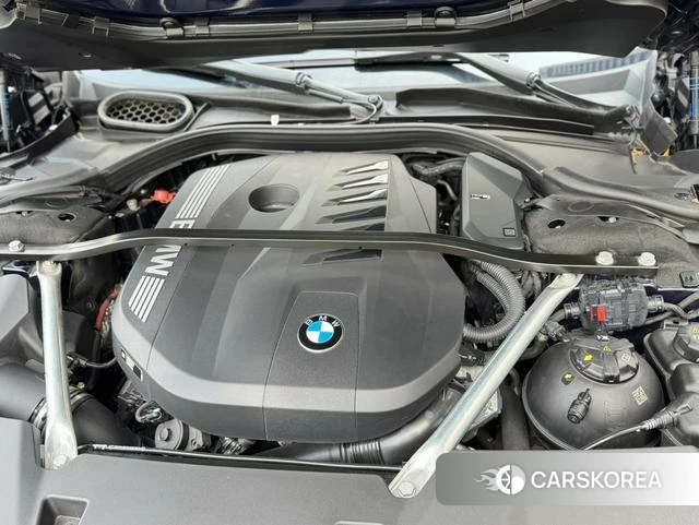 BMW 7 series 2023 Синий из Китая, фото 4