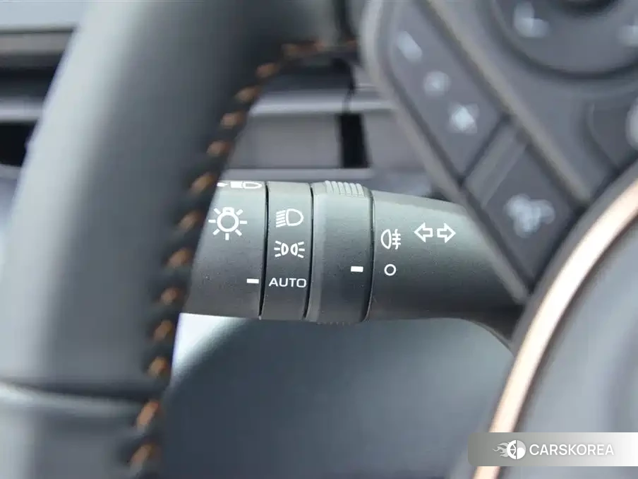 Toyota Frontlander 2026 Silver/gray из Китая, фото 4