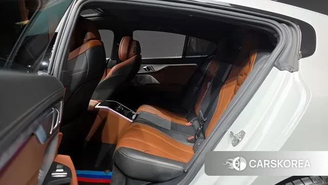 BMW 8 Series (G15) id 3529143 из Кореи 4