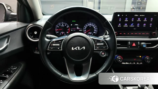 Kia The New K3 2nd generation 2022 Черный из Кореи, фото 4