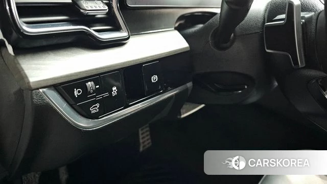 Kia Sportage 5th Generation 2023 Белый из Кореи, фото 4