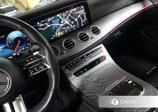 Mercedes-Benz E-Class W213 2022 Белый из Кореи, фото 4