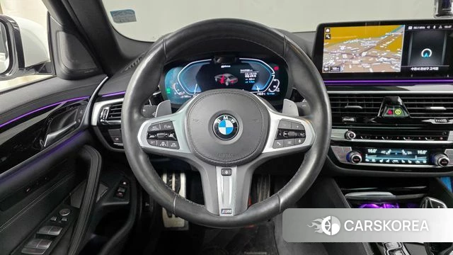 BMW 5 Series (G30) 2021 Белый из Кореи, фото 4