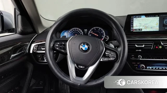 BMW 5 Series (G30) 2018 Серебряный из Кореи, фото 4