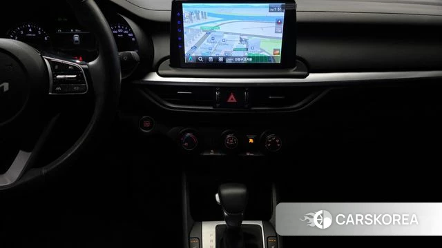 Kia The New K3 2nd generation 2022 Белый из Кореи, фото 4