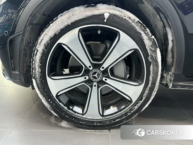 Mercedes-Benz GLC 2022 Черный из Китая, фото 4