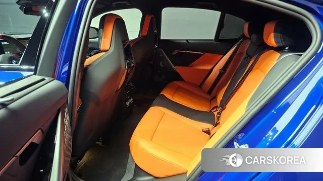 BMW M5 (G90) 2025 Синий из Кореи, фото 4