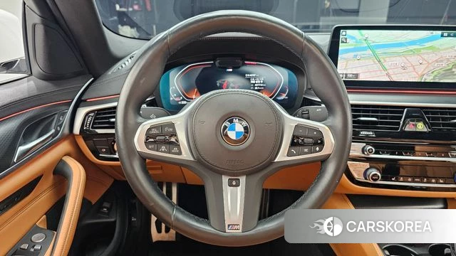 BMW 5 Series (G30) 2023 Белый из Кореи, фото 4