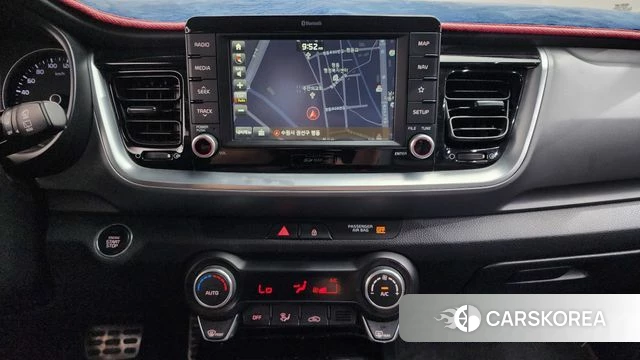 Kia Stonic 2018 Черный из Кореи, фото 4