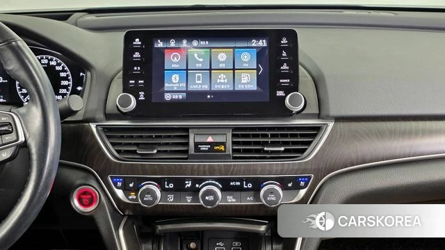 Honda Accord 10th Generation 2021 Белый из Кореи, фото 4