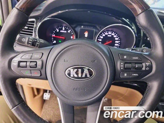 Kia All New Carnival id 2719284 из Кореи 4