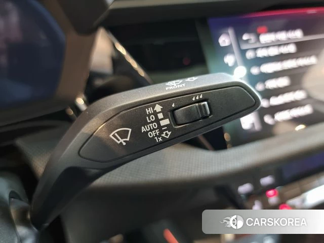 Audi A3 (8Y) 2025 Черный из Кореи, фото 4