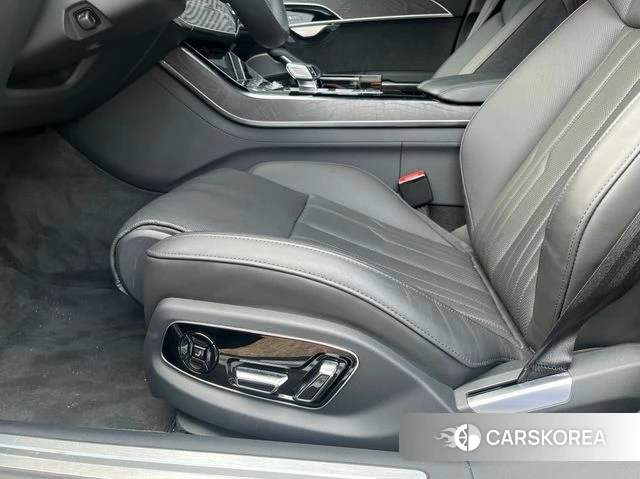 Audi A8 (D5) 2023 Черный из Кореи, фото 4