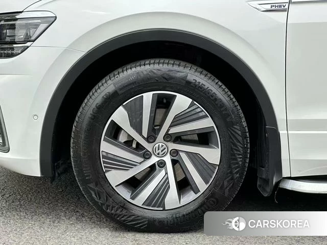 Volkswagen Tiguan L PHEV 2021 Белый из Китая, фото 4