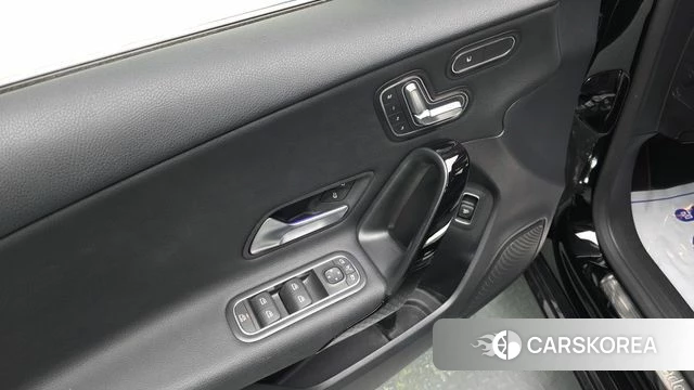 Mercedes-Benz A-Class W177 2020 Черный из Кореи, фото 4