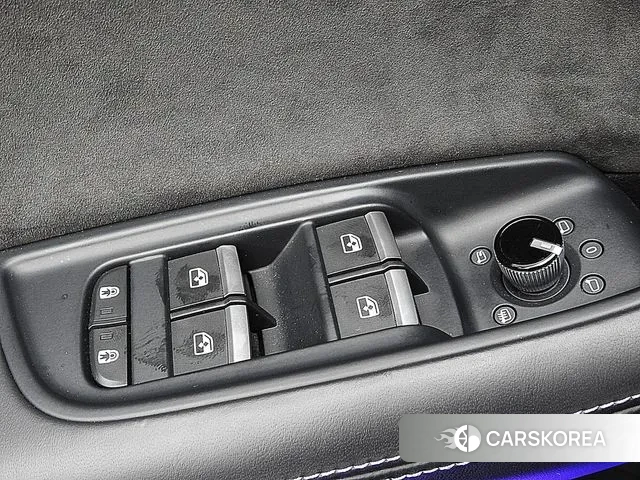 Audi Q8 (4M) 2021 Черный из Кореи, фото 4