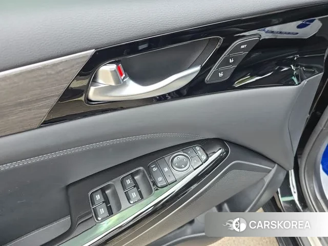 Kia K7 Premier 2021 Черный из Кореи, фото 4