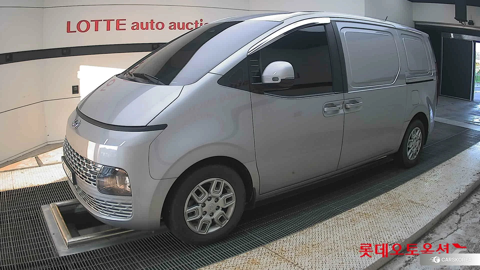 Hyundai Staria 2022 Другое из Кореи, фото 4
