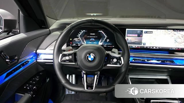 BMW 7 Series (G70) 2023 Черный из Кореи, фото 4
