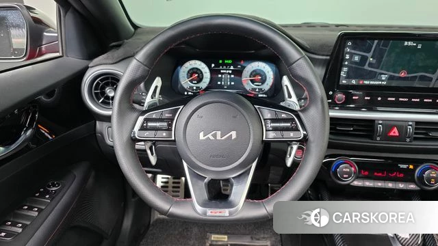 Kia The New K3 2nd generation 2023 Красный из Кореи, фото 4