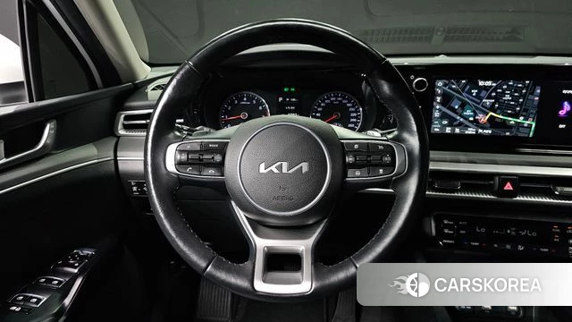 Kia K5 3rd generation 2022 Белый из Кореи, фото 4