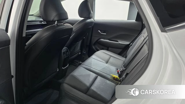 Hyundai Kona Hybrid (SX2) 2023 Белый из Кореи, фото 4