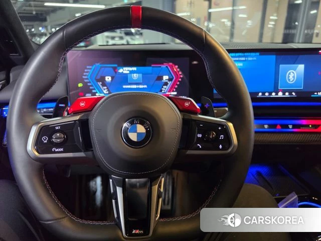 BMW M5 (G90) 2025 Серый из Кореи, фото 4