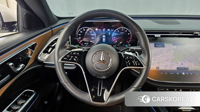 Mercedes-Benz E-Class W214 2024 Белый из Кореи, фото 4