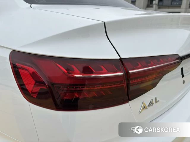 Audi A4L 2024 Белый из Китая, фото 4