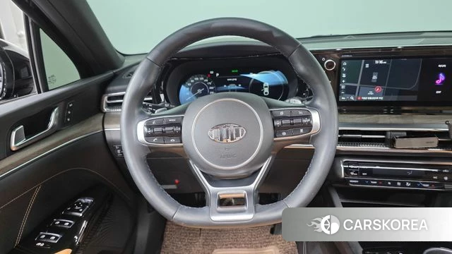 Kia K5 3rd generation 2021 Черный из Кореи, фото 4